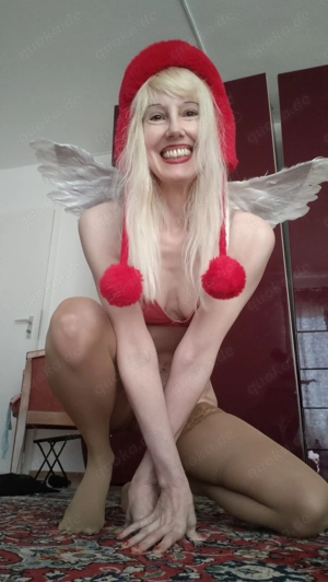 Strapse und halterlose Nylons Video und Foto Sammlung oder Wunsch Videos Fetisch Spezial  Bild 4