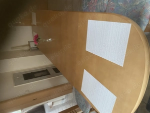  Ausziehbarer Esszimmertisch