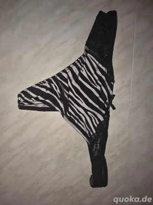 verkaufe getrage tangas und socken 
