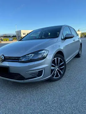 Volkswagen e-Golf e-Golf