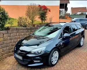 Opel Astra J,OPC-Line 1.6 CDTI Caravan Station Wagon