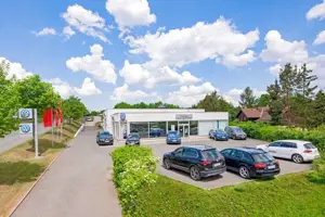 Volkswagen T-Cross 1.5TSI STYLE*AHK*NAV*MATRIX*RFK*ACC*LM*EPH Bild 2