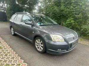 Toyota Avensis Kombi 1.8 Sol