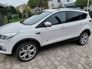 Ford Kuga 2.0 TDCi 4x4 Aut. Titanium