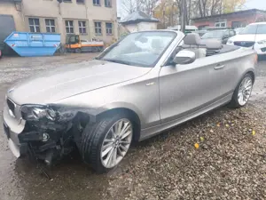 BMW 118 d 2.0 Kabriolet Airbags Ok Motor/Getriebe gut