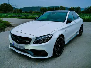 Mercedes-Benz C 63 AMG S,Head-up,*360 Grad,PANO-Dach,Sport,Sportsitze
