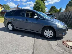 Mitsubishi Grandis 2.0 DI-D 7-Sitzer Intense