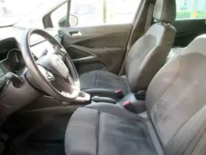 Opel Crossland X Crossland 1.5D Aut Elegance Navi/AHK/RFK/PDC/Alu Bild 4