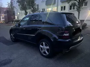 Mercedes-Benz ML 350 4Matic Bild 3
