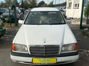 Mercedes-Benz C 180 ELEGANCE Bild 2