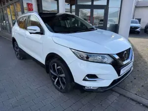 Nissan Qashqai QASHQAI 1.3DIG-T 160PS Tekna Bose BFS AHK Keyles