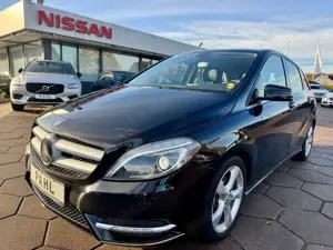 Mercedes-Benz B 180 "Edition 1" KAMERA NAVI LEDER XENON/LED