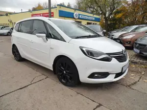 Opel Zafira C Innovation/Autom./Kamera/AHK/Temp./Alu