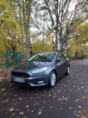 Ford Focus Turnier 1.0 EcoBoost Start-Stopp-System Business E
