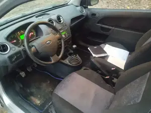 Ford Fiesta Fiesta 1.4 TDCI Connection Bild 5