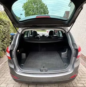Hyundai iX35 ix35 2.0 CRDi 4WD Automatik Style Bild 2