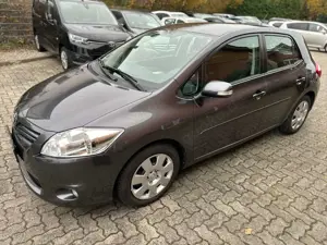 Toyota Auris Bild 2