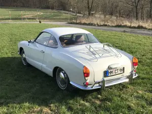 Volkswagen Karmann Ghia Coupé Bild 2