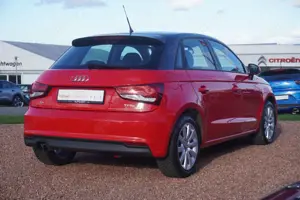 Audi A1 Sportback 1.4 TFSI S-Tronic Sitzheizung Bild 4