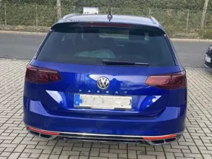 Volkswagen Passat Variant 2.0 TDI DSG Elegance R-Line,Matrix, Leder, Tüv ne Bild 3