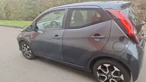 Toyota Aygo Aygo x-play club Bild 2