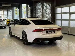 Audi RS7 Sportback 4.0 TFSI quattro~HEAD-UP~PANO~MATR Bild 4