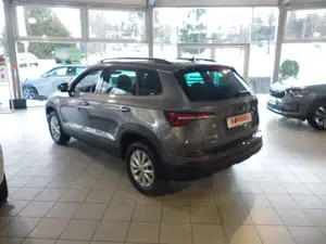 Skoda Karoq SELECTION 1.5TSI 110kW 150PS DSG Bild 4