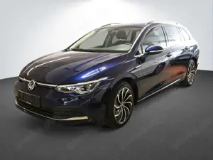 Volkswagen Golf VIII Var 1.5 eTSI Automatik Style LED PDC SzHzg
