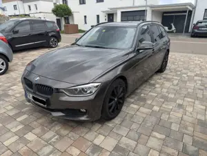 BMW 318 318d DPF Touring Aut.