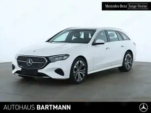 Mercedes-Benz E 200 E 200 T AVANTGARDE+PANO+ DISTRONIC+TOTWINKEL+LED