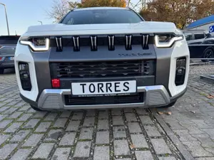 SsangYong Torres Torres 2WD Automatik Quartz, Allwetter, LED, u.v.m Bild 3
