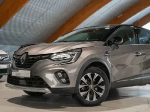 Renault Captur II Techno TCe Mild Hybrid 160 EDC Navi Digitales C Bild 3