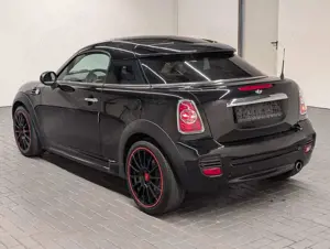 MINI Cooper Coupe Bi-Xenon/Navi/Leder/SHZ/PDC/17-LM Bild 3