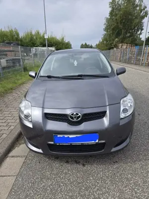 Toyota Auris 2.2 D-4D D-CAT