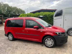 Volkswagen Caddy Maxi Behindertengerecht Schwenksitz