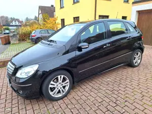 Mercedes-Benz B 200 Excellenz