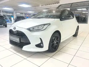 Toyota Yaris Hybrid Style Panoramadach