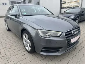 Audi A3 Sportback NEU ZAHNRIEMENKIT/SPORTSITZE/KLIMA/SHZ/8 Bild 3