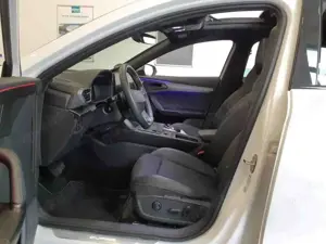 CUPRA Formentor 4DRIVE 2.0TSI DSG PANO+MEMORY+BEATS+ASSIST XL+MATR Bild 4