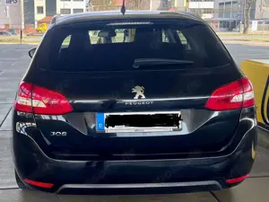 Peugeot 308 308 SW BlueHDi 120 StartStop*pano*navi*TPDC*SHZ Bild 2