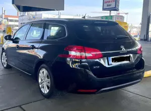 Peugeot 308 308 SW BlueHDi 120 StartStop*pano*navi*TPDC*SHZ Bild 3