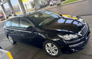 Peugeot 308 308 SW BlueHDi 120 StartStop*pano*navi*TPDC*SHZ Bild 4
