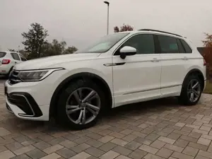 Volkswagen Tiguan Tiguan 2.0 TDI SCR 4Motion DSG R-Line Bild 3