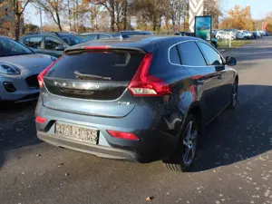 Volvo V40 Inscription 1,5 122PS, Leder, Sitzhzg. Bild 3