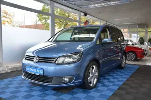Volkswagen Touran 2.0 TDI Highline *DSG*NAVI*AHK*R-KAMERA*