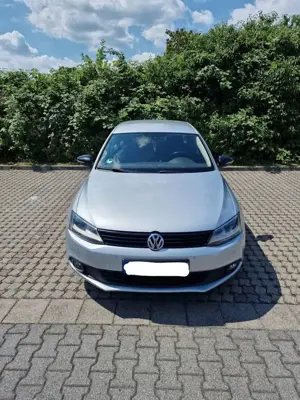 Volkswagen Jetta 1.2 TSI Trendline Bild 2