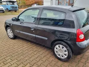 Renault Clio 1.4 16V Dynamique Bild 5