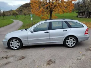 Mercedes-Benz C 180 C 180 T Kompressor Classic Sport Edition Bild 4