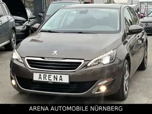 Peugeot 308 Allure 1.2 e-THP/Pure Tech*Pano*Navi*Keyless