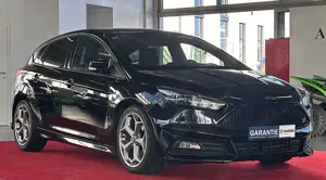 Ford Focus 2,0 EcoBoost ST BI-Xenon LEDER PDC